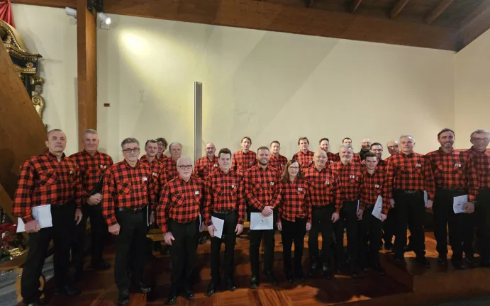 La chorale Saint-Ours à la Messe